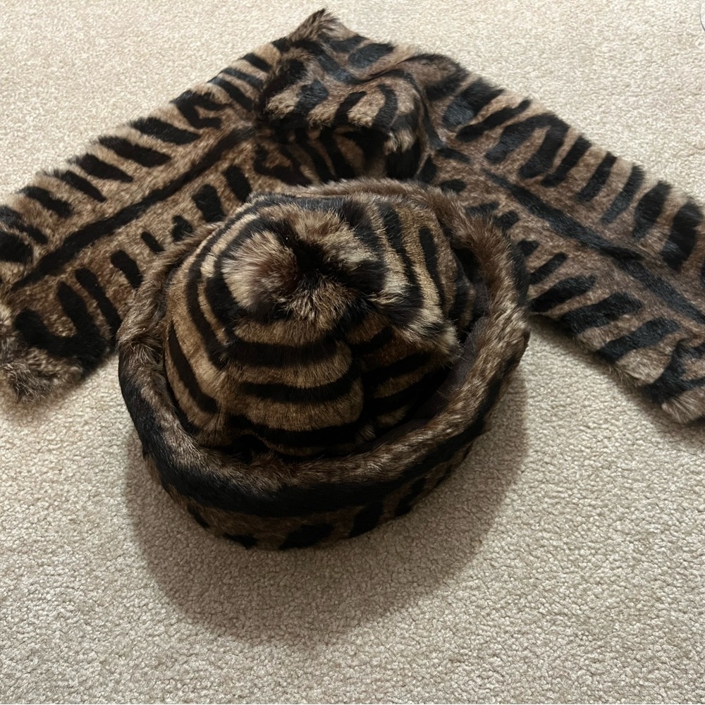 Ferragamo Lapin/Rabbit fur tiger stripe hat and scarf